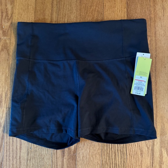 NWT All in Motion Black Athletic Shorts Womens Size XL - Picture 1 of 5
